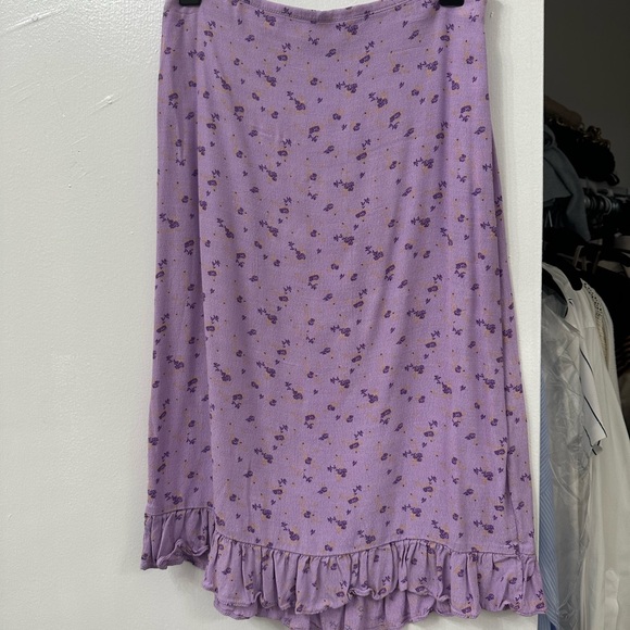 MIDI purple skirt - Picture 3 of 3